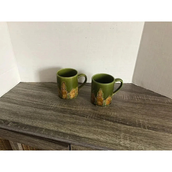 1960s Holt Howard Textured Mug  Pair - Picture 3 of 10
